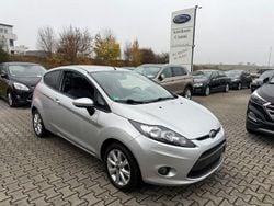 Silber Gebraucht 2011 Ford Fiesta Kleinwagen | 2.500 € (Fairer Preis)