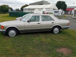 Grau Gebraucht 1990 Mercedes 300 SE Limousine | 9.500 €
