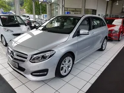 Silber silber metallic Gebraucht 2015 Mercedes B200 Urban Van / Kleinbus | 19.000 € (Teuer)