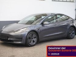 Grau Gebraucht 2021 Tesla Model 3 Standard Range Limousine | 25.550 € (Fairer Preis)