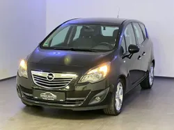 Schwarz Gebraucht 2010 Opel Meriva Innovation Van / Kleinbus | 3.450 € (Guter Preis)