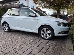 Weiß Gebraucht 2018 Skoda Fabia Cool Plus Limousine | 9.199 € (Fairer Preis)