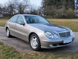 Mercedes E200