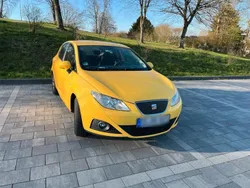 Gelb Gebraucht 2009 Seat Ibiza ST Kombi | 1.800 €