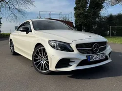 Weiß Gebraucht 2019 Mercedes C300 AMG line Coupé | 39.000 € (Teuer)
