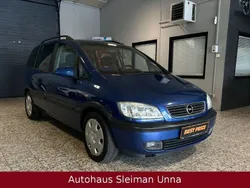 Blau Gebraucht 2002 Opel Zafira Comfort Van / Kleinbus | 1.990 € (Etwas zu teuer)