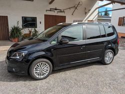 Schwarz Gebraucht 2014 VW Touran Cup Van / Kleinbus | 11.999 € (Fairer Preis)