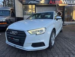 Weiß Gebraucht 2019 Audi A3 Basis Limousine | 14.990 € (Guter Preis)