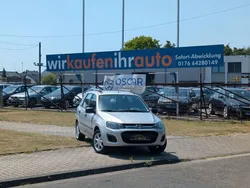 Grau Gebraucht 2016 Lada Kalina Kombi | 2.999 €