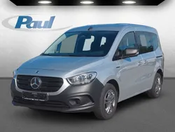 Silber helvinsilber metallic Gebraucht 2024 Mercedes eCitan Kombi | 28.900 € (Fairer Preis)