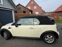 Weiß Gebraucht 2011 Mini One Cabriolet Cabrio | 6.000 € (Fairer Preis)