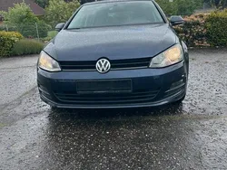 Blau Gebraucht 2016 VW Golf VII Limousine | 9.600 € (Guter Preis)