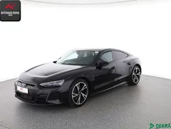 Schwarz (metallic) Gebraucht 2022 Audi e-tron GT quattro Ambiente Limousine | 54.880 € (Guter Preis)