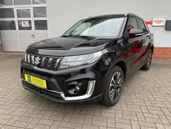 Cosmic black pearl metallic Gebraucht 2021 Suzuki Vitara Comfort+ SUV | 20.990 € (Fairer Preis)