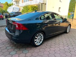 Blau Gebraucht 2015 Volvo S60 Limousine | 16.990 €