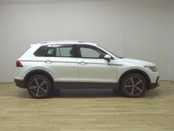Weiss Gebraucht 2021 VW Tiguan Elegance SUV | 25.980 € (Guter Preis)