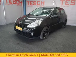 Perlmuttschwarz Gebraucht 2009 Renault Clio III Expression Limousine | 2.350 € (Guter Preis)