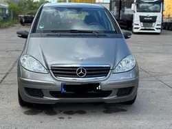 Gold Gebraucht 2006 Mercedes A170 Classic Van / Kleinbus | 2.399 € (Guter Preis)
