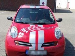 Rot Gebraucht 2004 Nissan Micra Coupé | 2.000 €