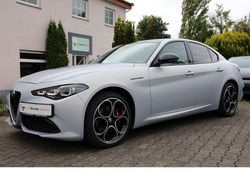Grau Gebraucht 2023 Alfa Romeo Giulia Competizione Limousine | 39.990 € (Teuer)