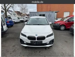 Weiß Gebraucht 2018 BMW 218 Gran Tourer Luxury Line Van / Kleinbus | 11.500 € (Fairer Preis)