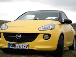 Gelb Gebraucht 2018 Opel Adam Unlimited Kleinwagen | 10.600 € (Fairer Preis)