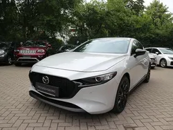 Weiß Neu 2025 Mazda 3 Homura-Line Limousine | 26.950 € (Fairer Preis)