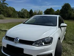 Weiß Gebraucht 2016 VW Golf VII R-line Kleinwagen | 11.000 € (Fairer Preis)