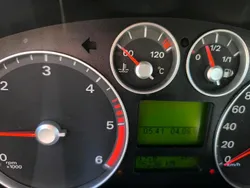 Schwarz Gebraucht 2006 Ford C-MAX Van / Kleinbus | 950 €