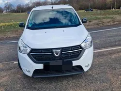 Weiß Gebraucht 2021 Dacia Lodgy Van / Kleinbus | 13.000 €