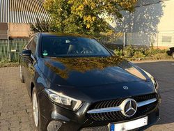 Schwarz Gebraucht 2018 Mercedes A200 Limousine | 20.500 € (Etwas zu teuer)