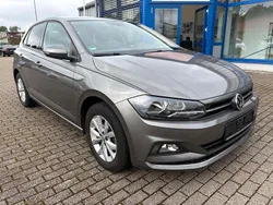 Grau Gebraucht 2019 VW Polo Highline Kleinwagen | 12.695 € (Fairer Preis)