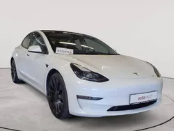 Pearl white multicoat Gebraucht 2022 Tesla Model 3 Performance Limousine | 29.790 € (Guter Preis)