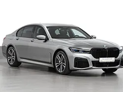 Grau Gebraucht 2021 BMW 730 M Sport Limousine | 48.990 € (Fairer Preis)