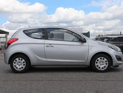 Silber Gebraucht 2014 Hyundai i20 Edition Kleinwagen | 2.990 € (Fairer Preis)