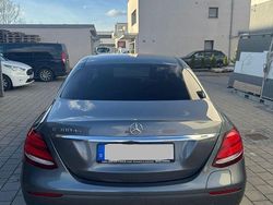 Grau Gebraucht 2020 Mercedes E300 Limousine | 31.500 € (Fairer Preis)