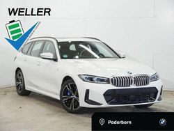 Alpinweiss iii (weiß) Gebraucht 2024 BMW 330e M Sport Kombi | 45.450 € (Fairer Preis)