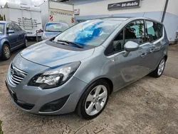 Silber Gebraucht 2011 Opel Meriva Innovation Van / Kleinbus | 4.290 € (Fairer Preis)