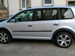 Silber Gebraucht 2008 VW Touran Cross Van / Kleinbus | 6.200 €