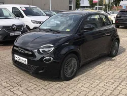 Schwarz Gebraucht 2022 Fiat 500e Icon Kleinwagen | 17.990 € (Superpreis)