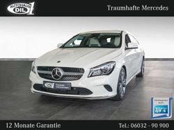 Weiß (calcitweiss unilack) Gebraucht 2017 Mercedes CLA220 Shooting Brake Kombi | 24.850 € (Etwas zu teuer)
