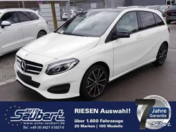 Weiß Gebraucht 2018 Mercedes B180 Urban Van / Kleinbus | 24.890 € (Teuer)