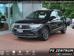 Deep black perleffekt Gebraucht 2022 VW Tiguan Life SUV | 28.930 € (Guter Preis)