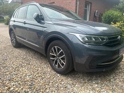 Grau Gebraucht 2023 VW Tiguan SUV | 26.490 € (Superpreis)