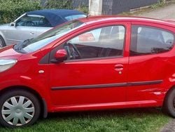 Rot Gebraucht 2007 Peugeot 107 Filou Kleinwagen | 1.111 € (Superpreis)