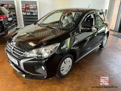 Schwarz Gebraucht 2022 Mitsubishi Space Star Select Limousine | 11.800 € (Fairer Preis)