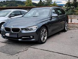 Grau Gebraucht 2012 BMW 330 Sport Line Kombi | 15.000 € (Fairer Preis)