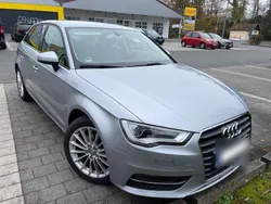 Silber Gebraucht 2015 Audi A3 Sport Coupé | 14.299 € (Etwas zu teuer)