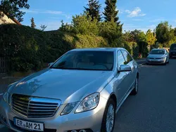 Silber Gebraucht 2010 Mercedes E200 Elegance Limousine | 10.000 € (Fairer Preis)