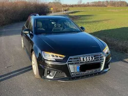 Schwarz Gebraucht 2019 Audi A4 Sport Kombi | 30.000 € (Teuer)
